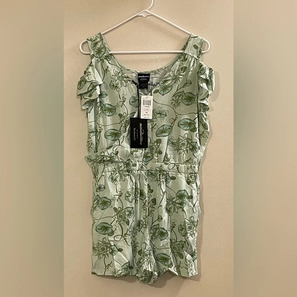 HOT TOPIC x DISNEY x HER UNIVERSE Tiana Cold Shoulder Romper - Picture 6 of 10